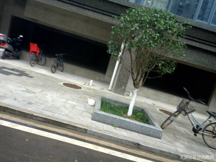 华为手机黑砖 连电脑
:鄂州市黑老大杜金华为聚敛钱财欺骗市建委房屋验收-第5张图片-亚星国际官网