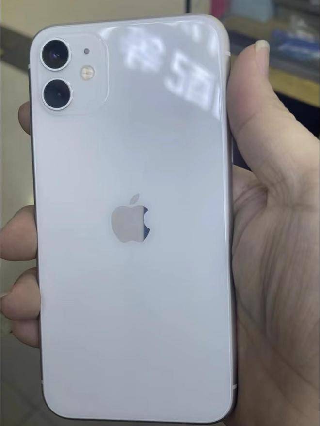 华为好还是红米手机好用
:为什么iPhone11还是很好用
