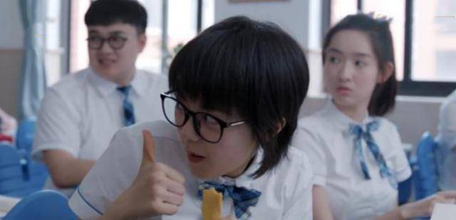 派派3.8.026苹果版
:少年派：江天昊扮演者的真实学历曝光，网友：就是现实版的钱三一