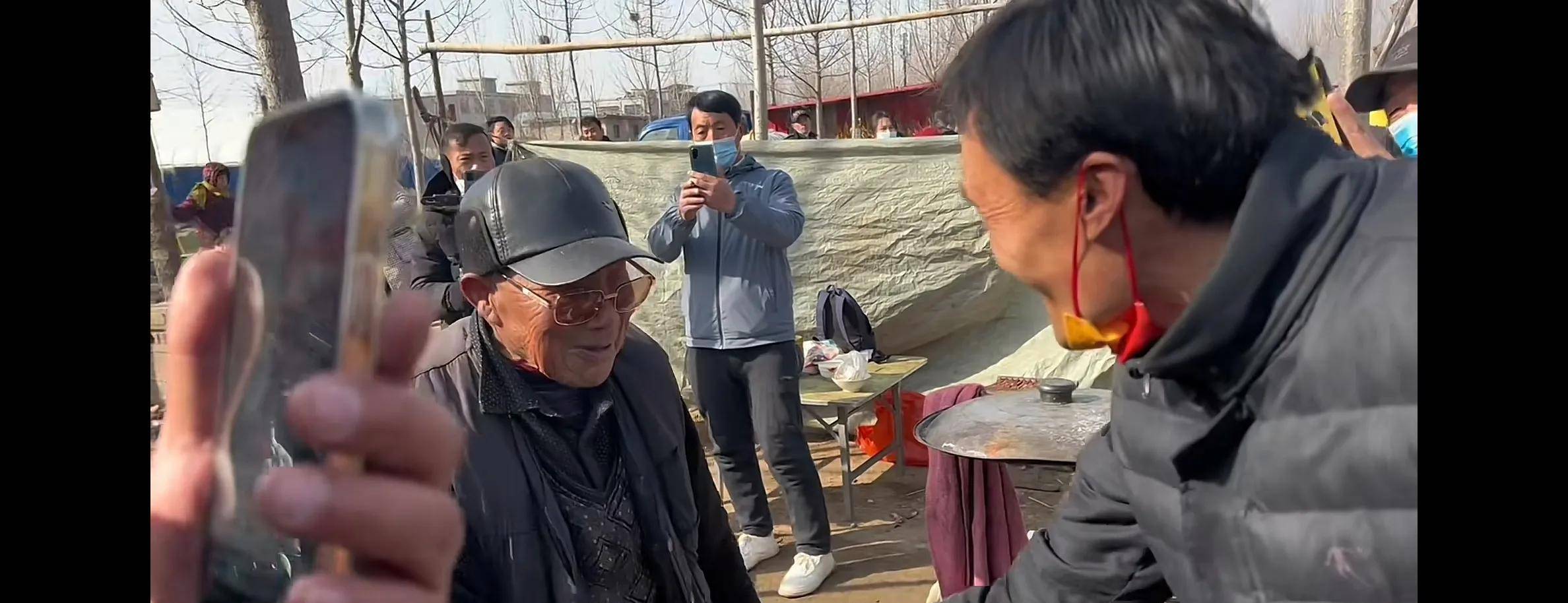 最近直播破解版苹果:拉面哥猪血豆腐汤师傅梁丘大吉好卧龙凤妞-第2张图片-亚星国际官网