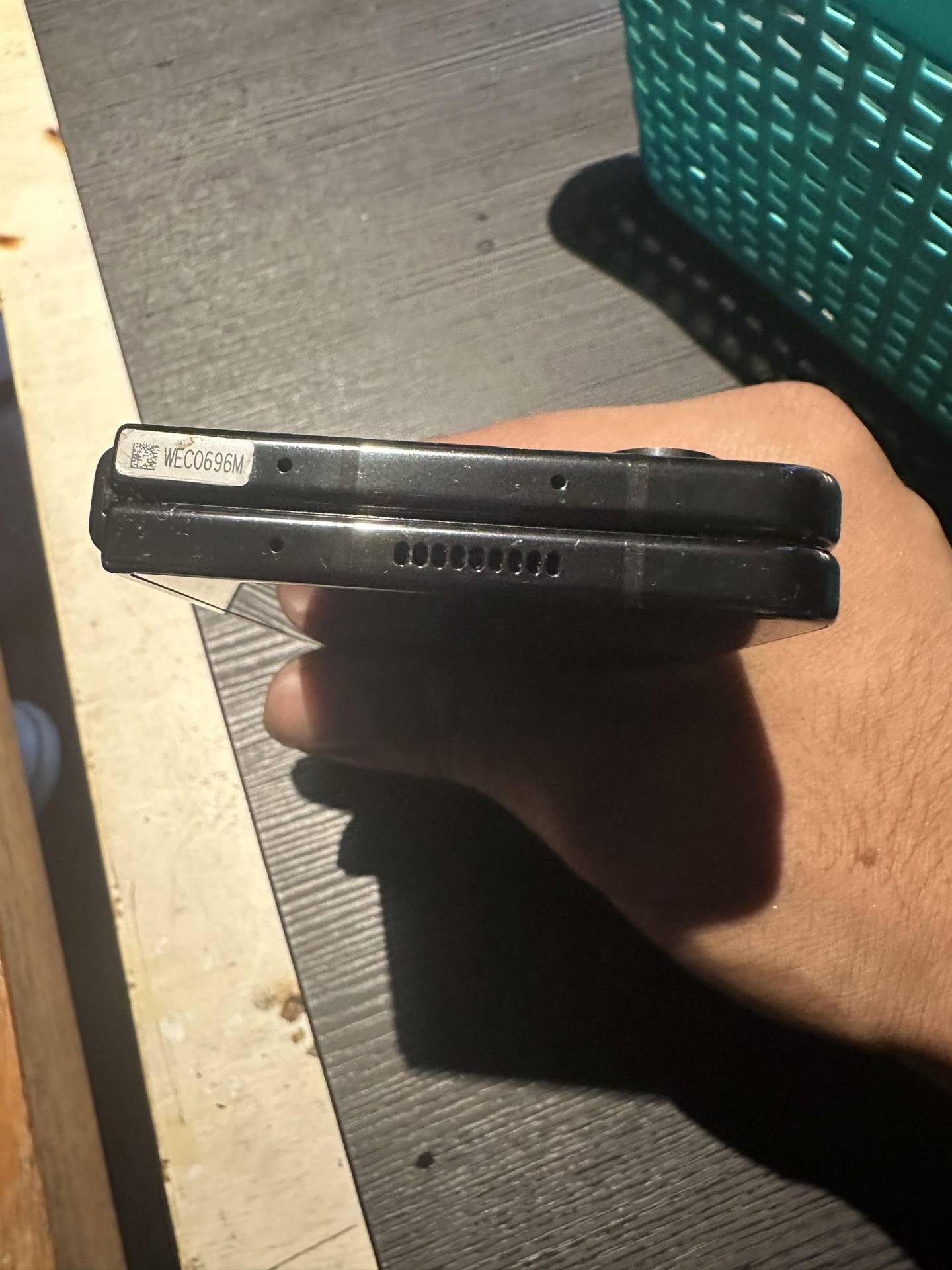 三星p手机:三星 Galaxy Z Fold5 可折叠手机真机照再曝光