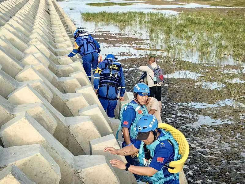4岁女童海边走失：根据海流预报，如已落水很可能会被带离海滩-第2张图片-亚星国际官网